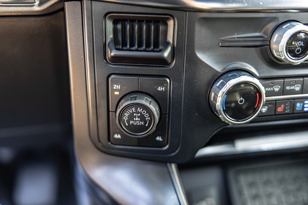Used 2026 Ford F150 Lariat AWD/4WD image 27