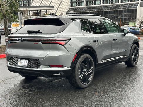 New 2026 Chevrolet Equinox EV RS image 5