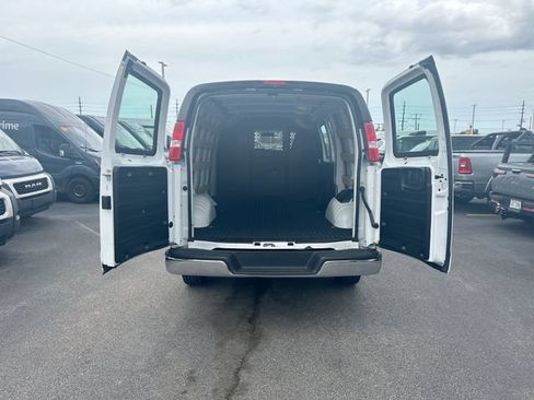 Used 2024 Chevrolet Express 2500 w/ Driver Convenience Package RWD image 14