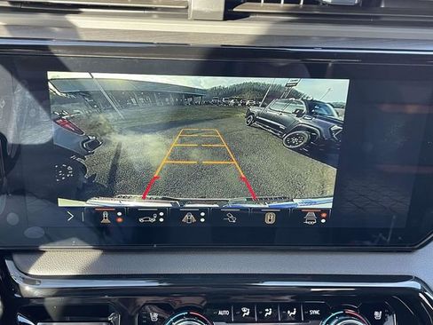 New 2026 GMC Sierra 1500 AT4 w/ AT4 Premium Package AWD/4WD image 21