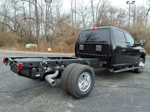 New 2026 RAM 3500 Tradesman w/ Chrome Appearance Group A image 7