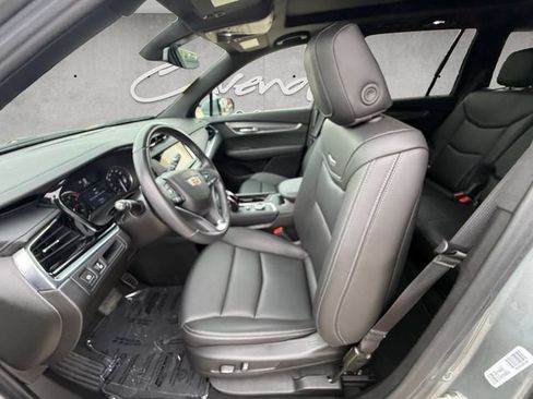 Certified 2024 Cadillac XT6 Luxury w/ LPO, Floor Liner Package FWD image 19