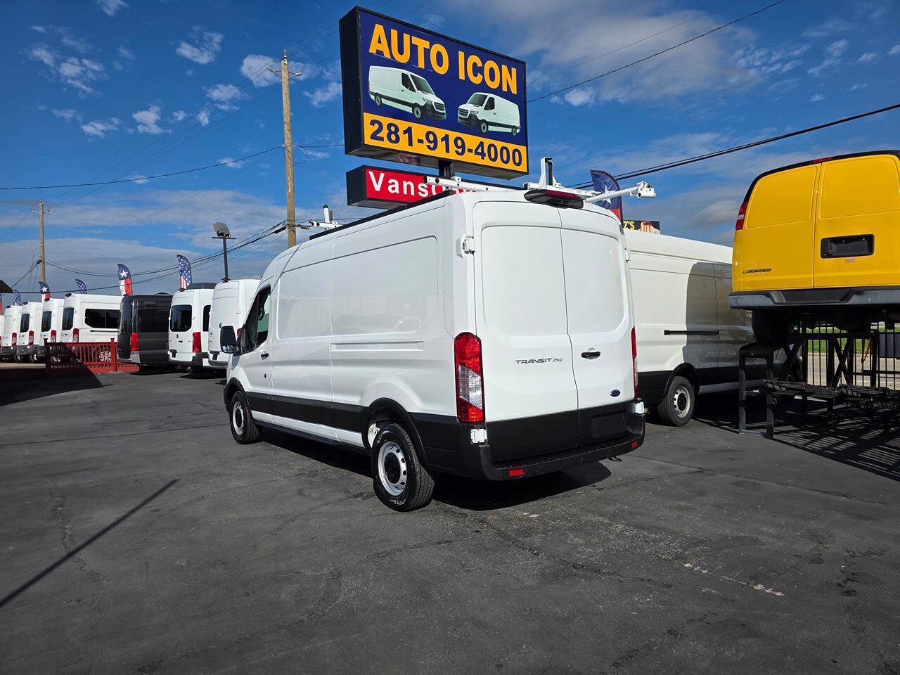 Used 2021 Ford Transit 250 Medium Roof RWD image 29