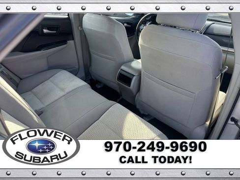 Used 2014 Toyota Camry L image 13