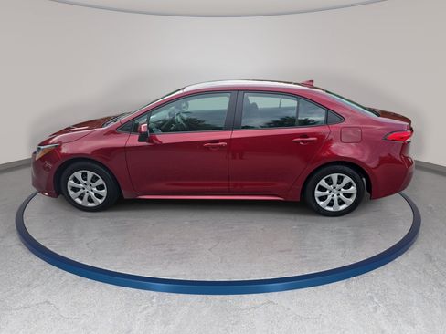 Used 2024 Toyota Corolla LE FWD image 8