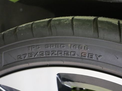 Used 2020 Chevrolet Camaro SS RWD image 46