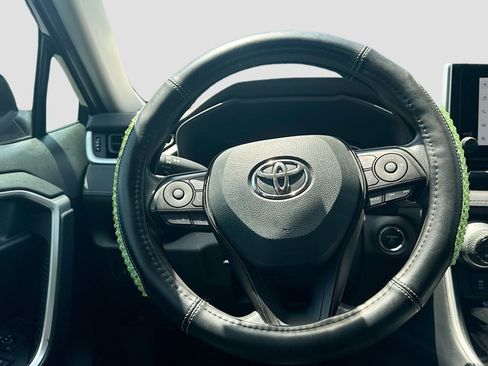 Used 2024 Toyota RAV4 XLE AWD/4WD image 22