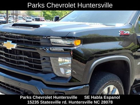 Certified 2025 Chevrolet Silverado 2500 Custom w/ Custom Value Package AWD/4WD image 25