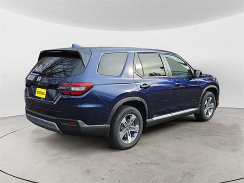 New 2025 Honda Pilot EX-L image 5