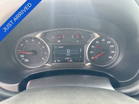 Used 2024 GMC Terrain SLE w/ Driver Convenience Package FWD image 15