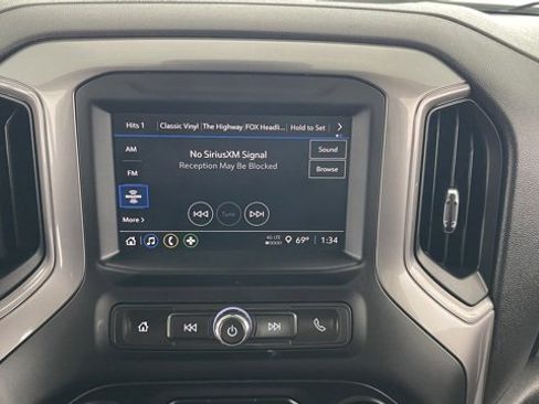 Used 2023 Chevrolet Silverado 1500 Custom image 38