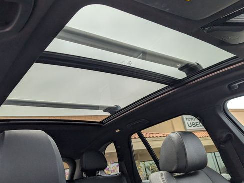 Used 2020 BMW X5 xDrive40i w/ Parking Assistance Package AWD/4WD image 3