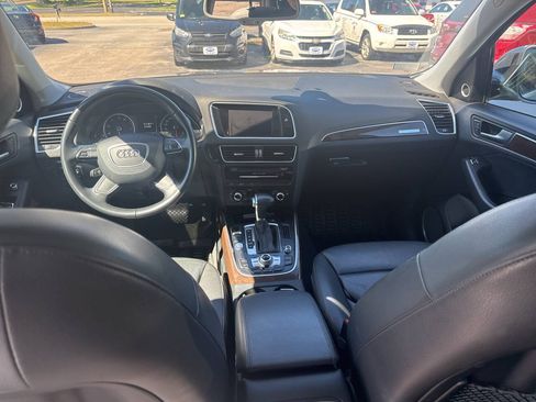 Used 2016 Audi Q5 2.0T Premium Plus w/ Technology Package AWD/4WD image 6