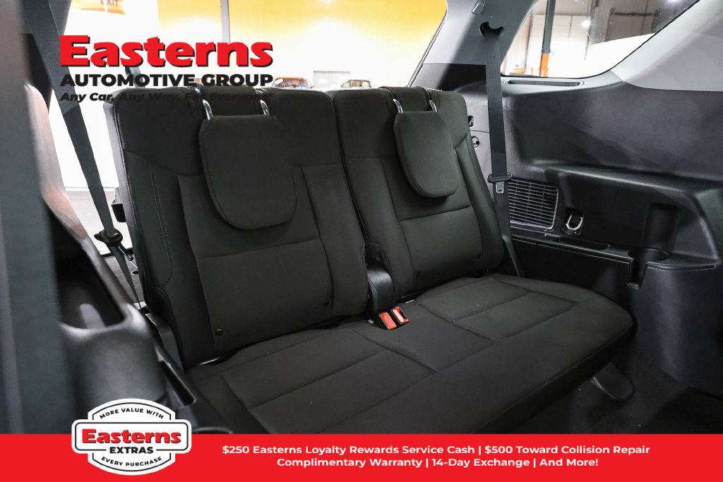 Used 2023 Ford Explorer XLT AWD/4WD image 25