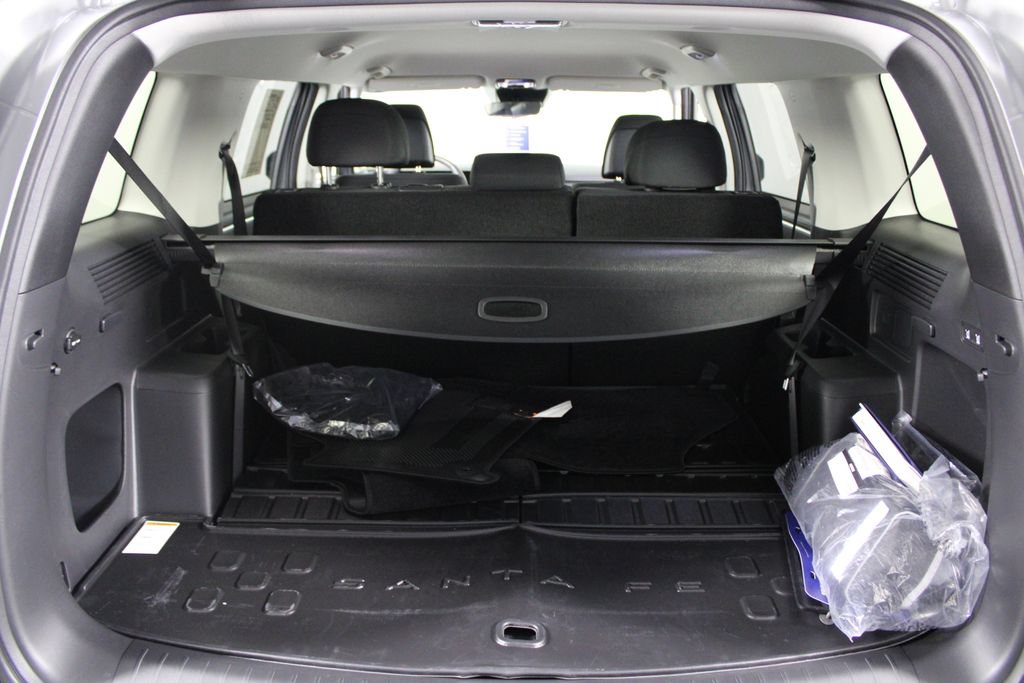 Certified 2026 Hyundai Santa Fe SE FWD image 17