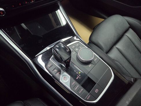 Used 2019 BMW 330i xDrive Sedan w/ Convenience Package image 29