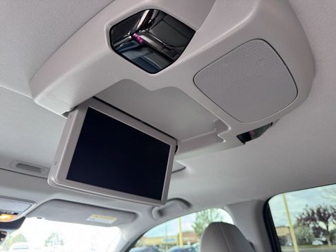 Used 2021 Honda Pilot Touring image 43
