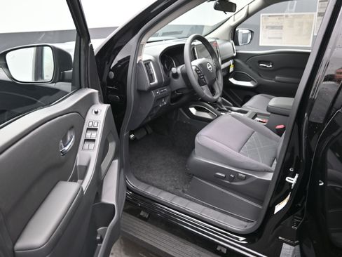 New 2026 Nissan Frontier SV image 10