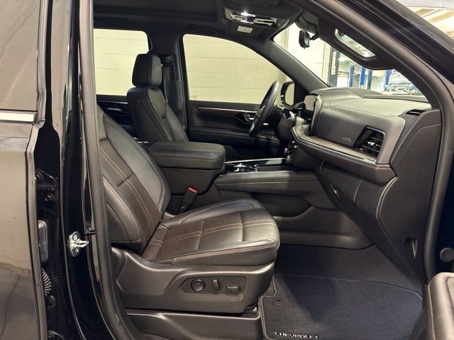 Used 2026 Chevrolet Tahoe High Country AWD/4WD image 52