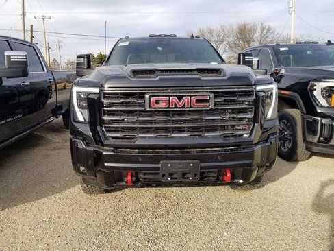 New 2026 GMC Sierra 2500 AT4 w/ Technology Package image 7
