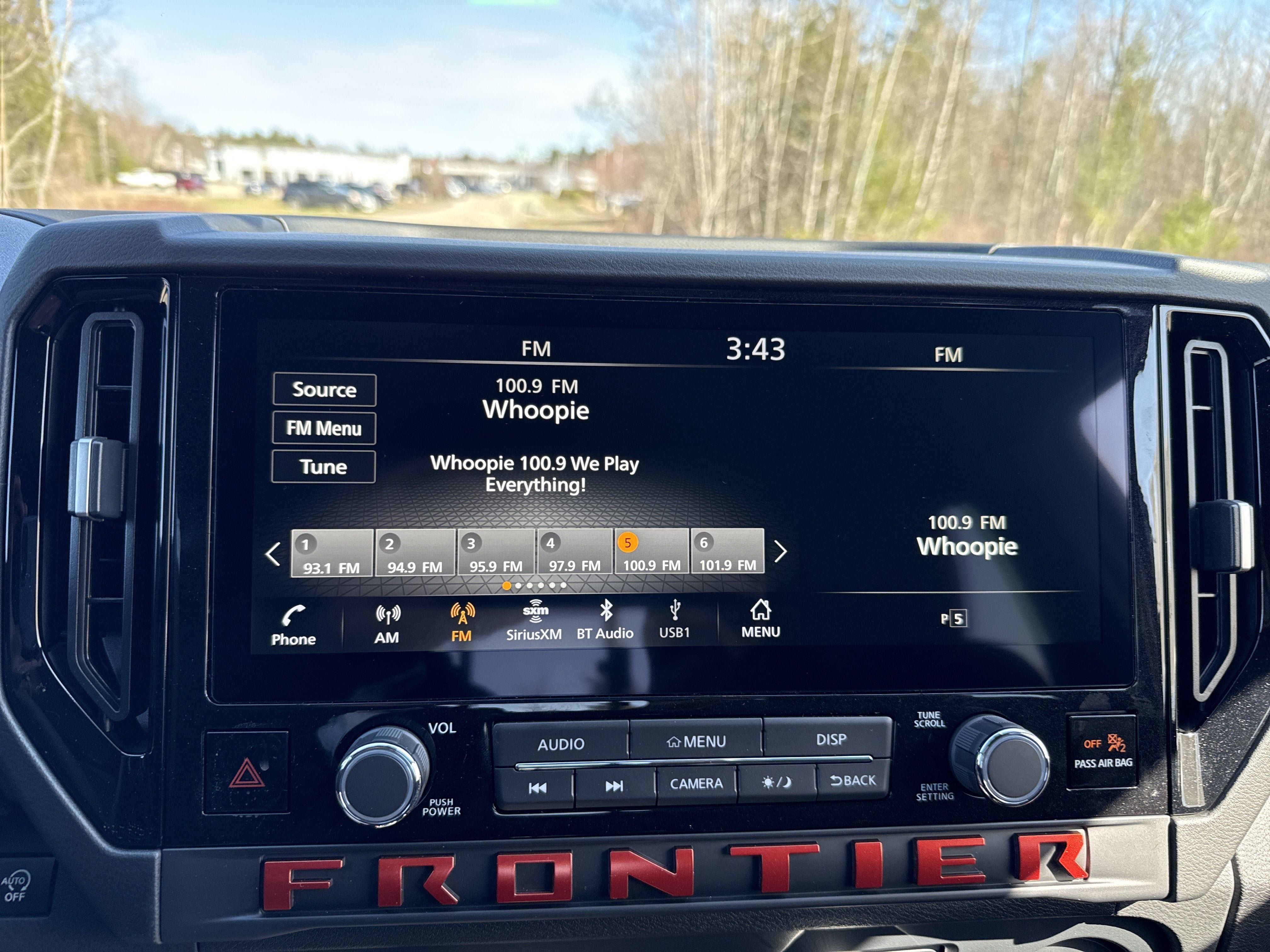 New 2026 Nissan Frontier PRO-4X w/ Tow Package AWD/4WD image 23