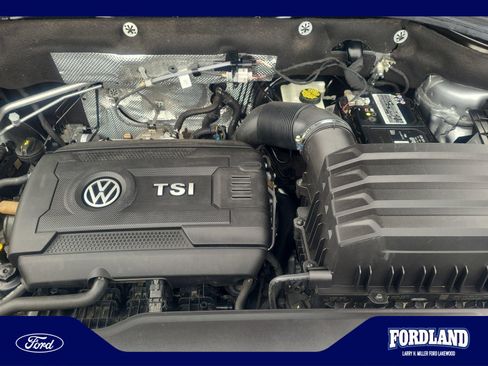 Used 2021 Volkswagen Atlas Cross Sport SE AWD/4WD image 22
