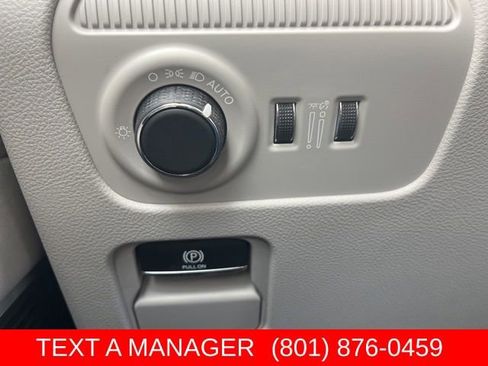 New 2026 Jeep Grand Wagoneer 4WD image 30