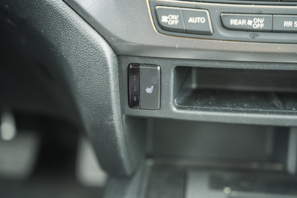 Used 2023 Honda Passport EX-L image 25