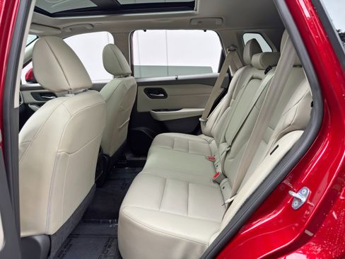 Used 2023 Nissan Rogue SL w/ SL Premium Package FWD image 39