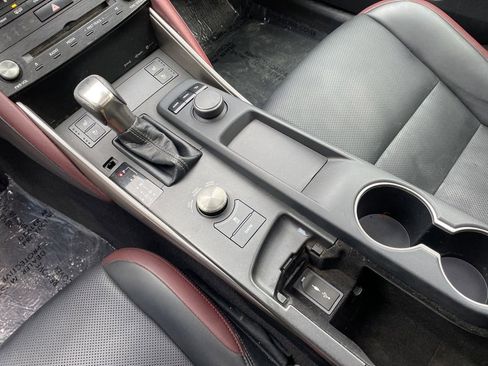 Used 2018 Lexus IS 300 w/ Accessory Package 2 image 7