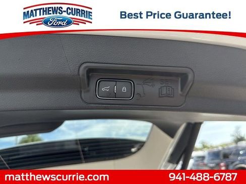 New 2025 Ford Explorer Active w/ Active Comfort Package image 15