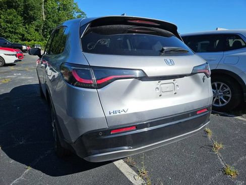 Used 2024 Honda HR-V EX-L image 9