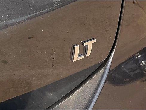 Used 2023 Chevrolet Equinox LT FWD image 10