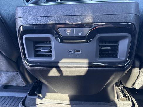 Used 2026 GMC Sierra 2500 AT4 w/ AT4 Premium Plus Package AWD/4WD image 14