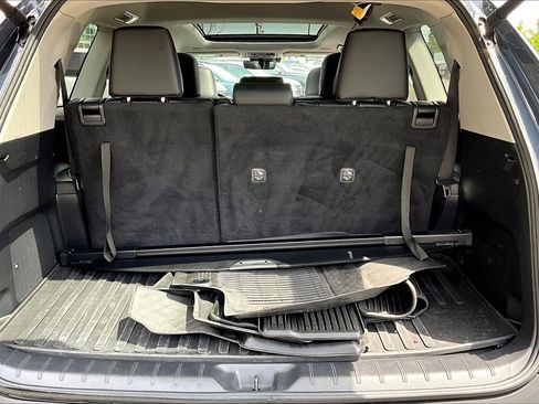 Used 2024 Toyota Grand Highlander AWD Hybrid image 38