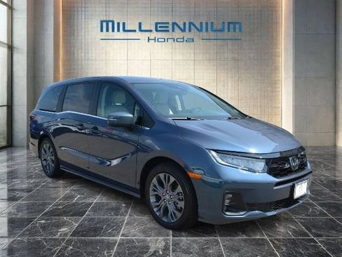 Certified 2026 Honda Odyssey Touring image 6
