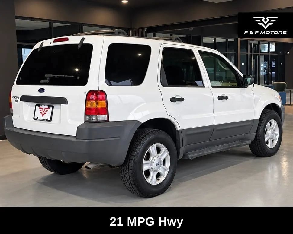 Used 2003 Ford Escape XLT AWD/4WD image 3