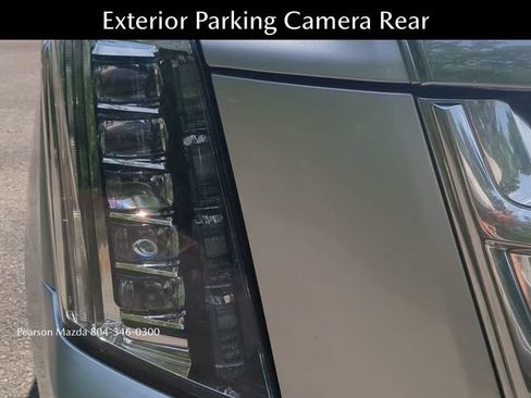 Used 2020 Cadillac Escalade Luxury AWD/4WD image 10
