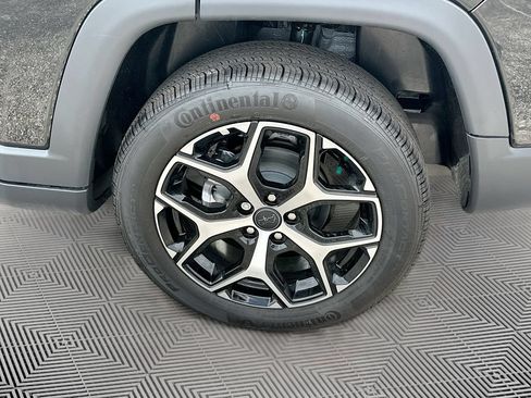 New 2026 Jeep Compass Limited AWD/4WD image 37