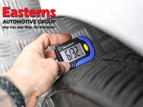 Used 2023 Ford Escape ST-Line image 30