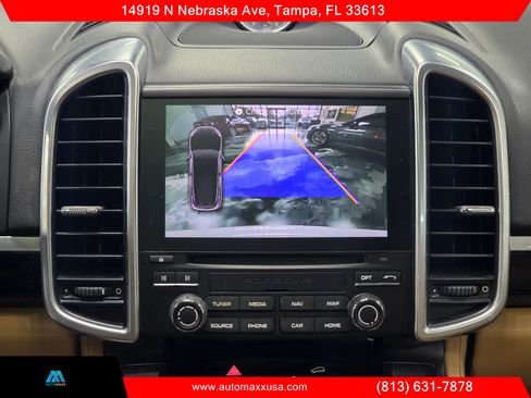 Used 2017 Porsche Cayenne S Platinum w/ Premium Package (PJW) image 25