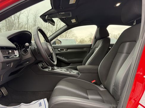 Used 2023 Honda Civic Sport image 13