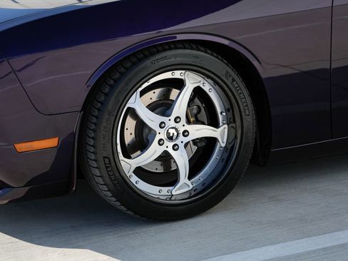 Used 2013 Dodge Challenger R/T Plus RWD image 24