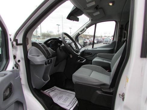 Used 2015 Ford Transit 350 XLT RWD image 7