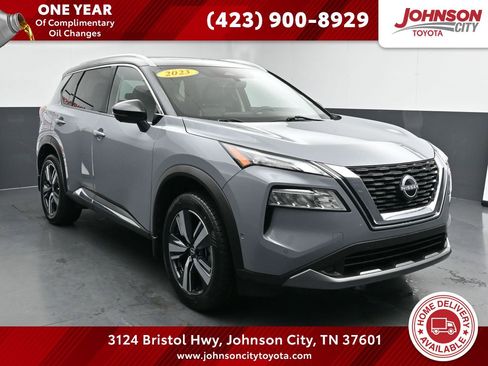 Used 2023 Nissan Rogue SL w/ SL Premium Package image 1