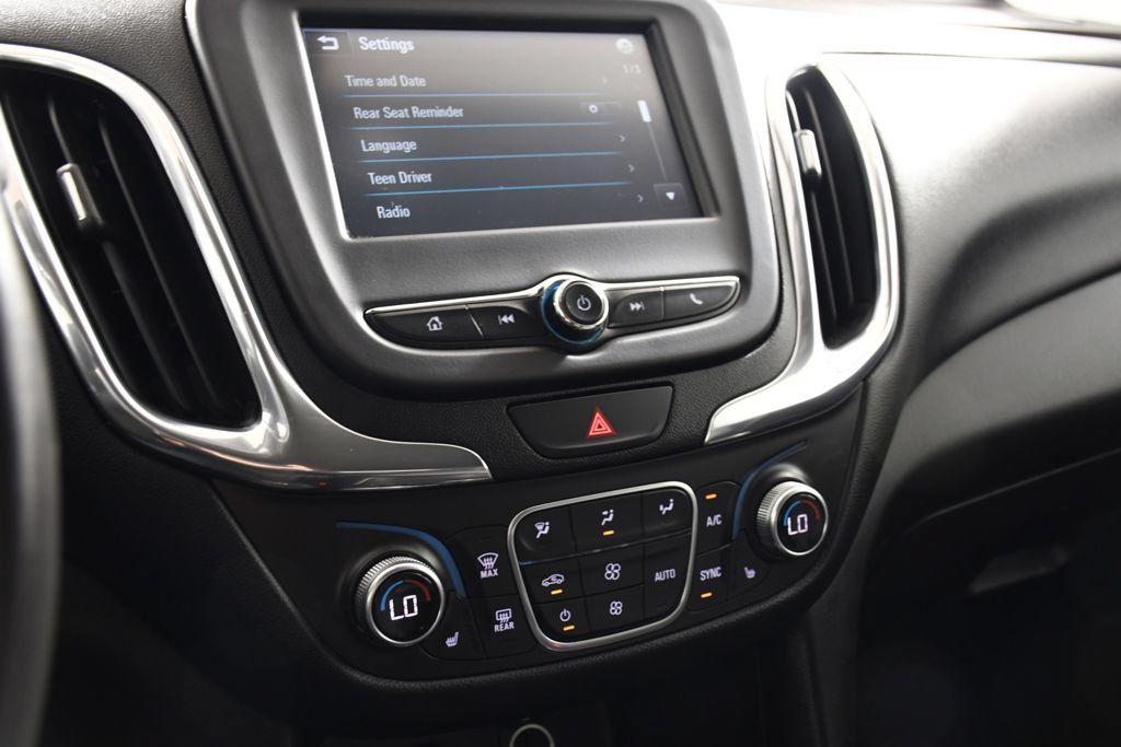Used 2018 Chevrolet Equinox LT FWD image 32