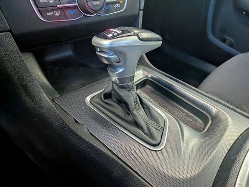 Used 2018 Dodge Charger R/T RWD image 11