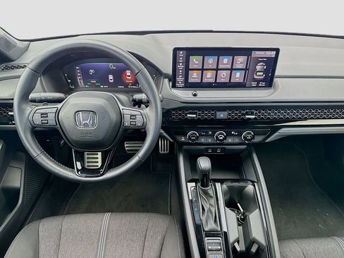 Used 2024 Honda Accord Sport image 15