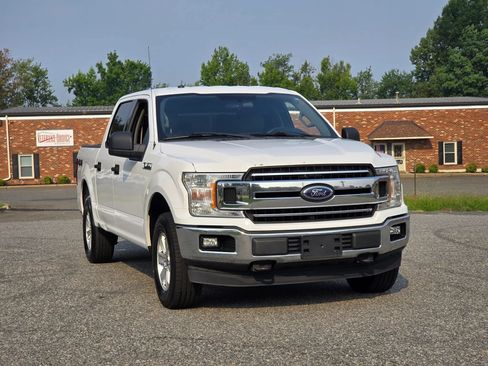 Used 2018 Ford F150 XLT AWD/4WD image 3