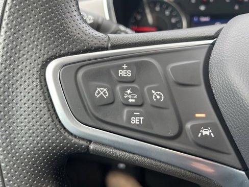 Used 2023 Chevrolet Equinox LT image 19